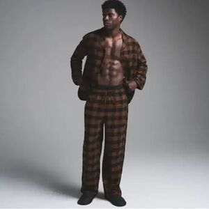 SKIMS Brown Flannel Sleep Pyjama Set